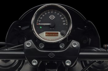 Harley-Davidson Street Rod 2017 - Bild 19